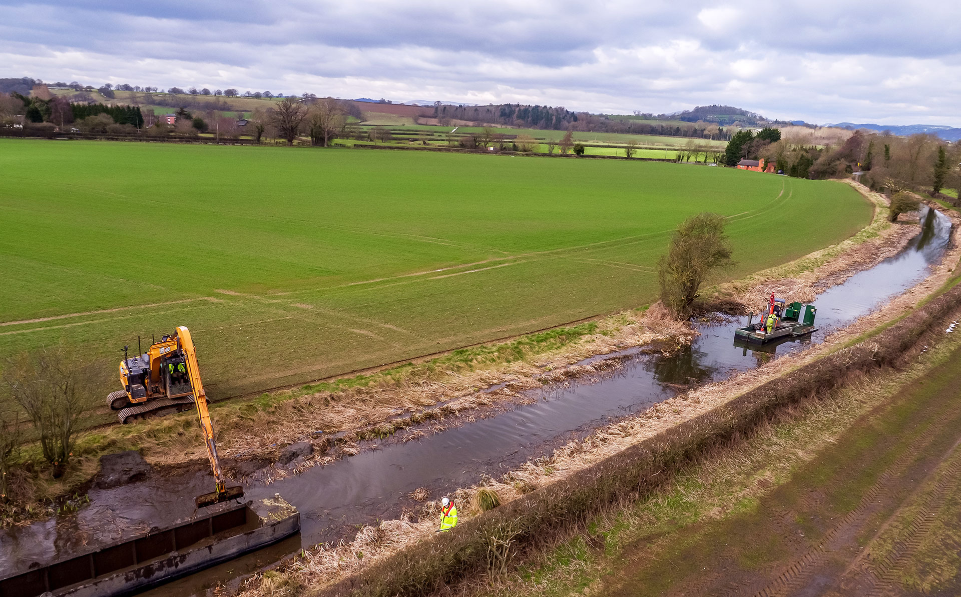 Canal and Rivers Trust dredging